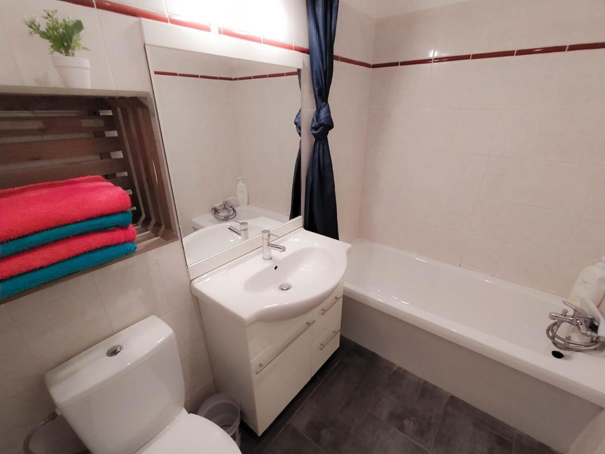 Apartament Carcassonne Centre Avec Balcon Et Parking Zewnętrze zdjęcie